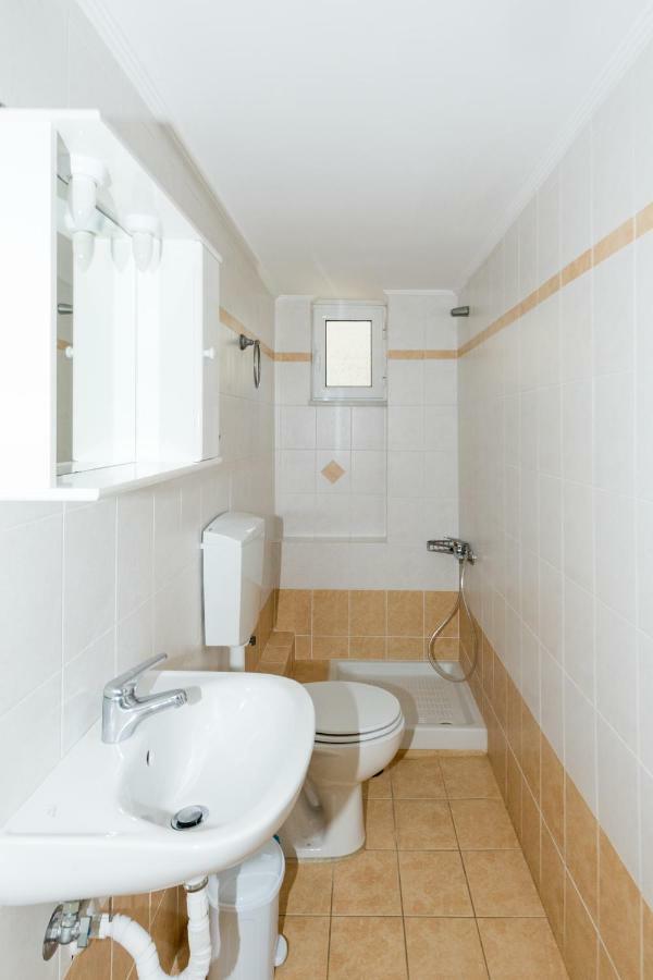 Vithos Apartment Kalamata Extérieur photo